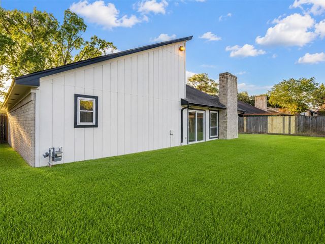 4546 Hickory Downs Drive, Houston, TX 77084