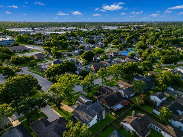 4546 Hickory Downs Drive, Houston, TX 77084