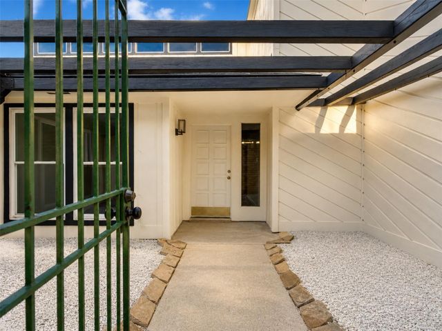 4546 Hickory Downs Drive, Houston, TX 77084