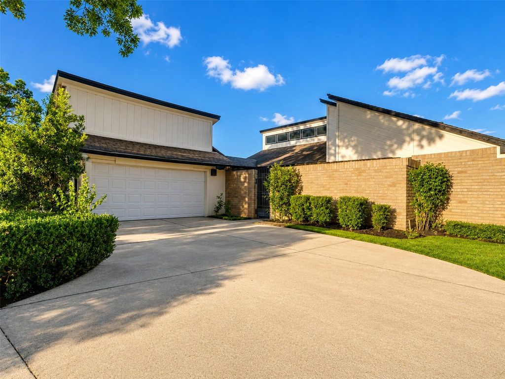 4546 Hickory Downs Drive, Houston, TX 77084