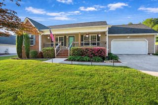 1723 Garretts Chapel Road, Chickamauga, GA 30707