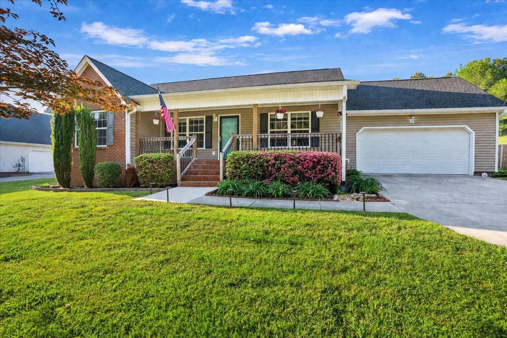 1723 Garretts Chapel Road, Chickamauga, GA 30707