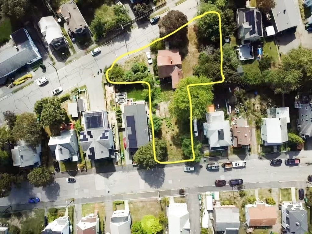 166 Arlington St, Medford, MA 02155