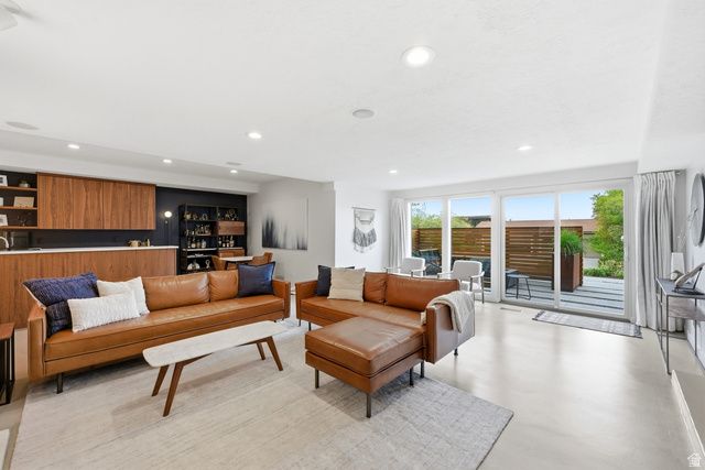 4411 S COVECREST DR, Salt Lake City, UT 84124