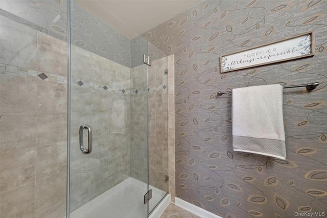 801 Huntington Drive, Fishkill, NY 12524