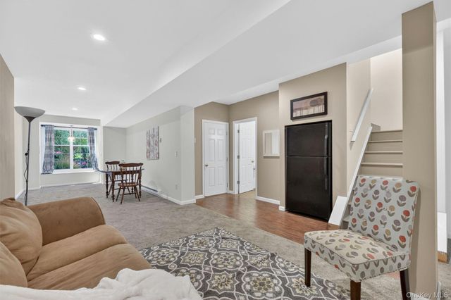 801 Huntington Drive, Fishkill, NY 12524
