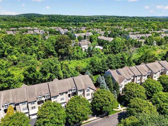 801 Huntington Drive, Fishkill, NY 12524