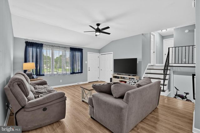 1420 CHESTNUT AVE, Gloucester City, NJ 08030