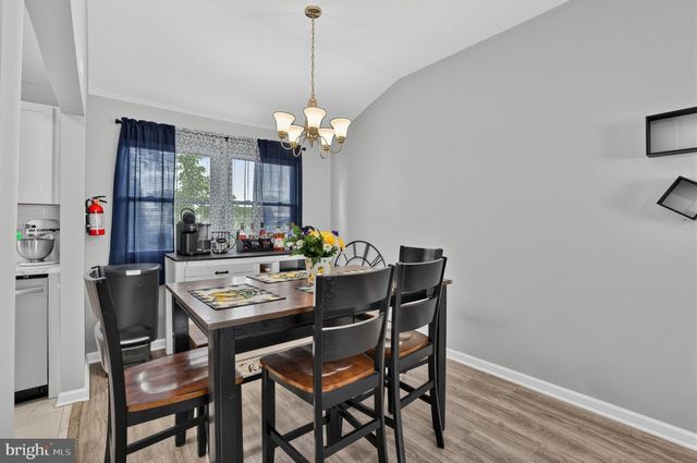 1420 CHESTNUT AVE, Gloucester City, NJ 08030