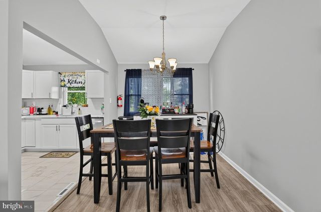 1420 CHESTNUT AVE, Gloucester City, NJ 08030