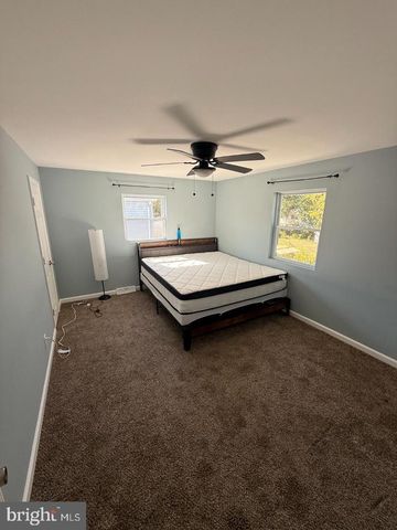 1420 CHESTNUT AVE, Gloucester City, NJ 08030