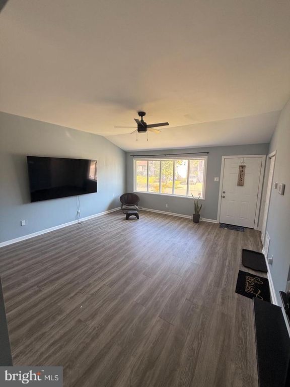 1420 CHESTNUT AVE, GLOUCESTER CITY, NJ 08030 — photo 4
