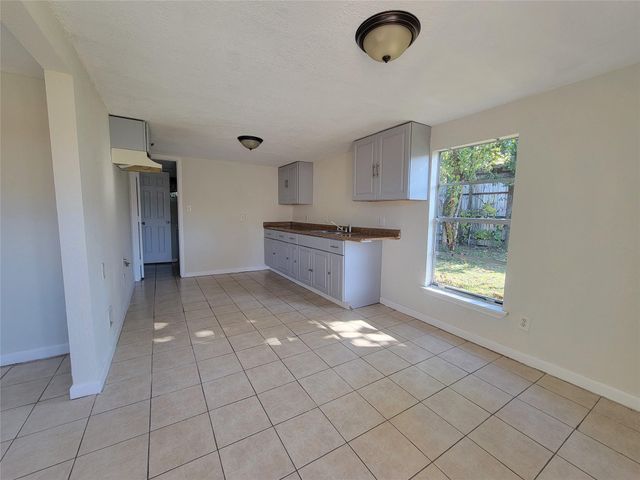 733 Zoe Street, Houston, TX 77020