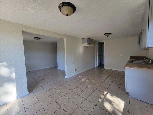 733 Zoe Street, Houston, TX 77020