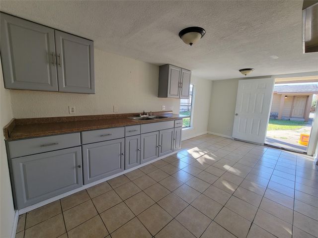 733 Zoe Street, Houston, TX 77020