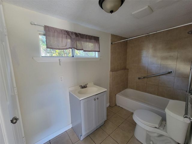 733 Zoe Street, Houston, TX 77020