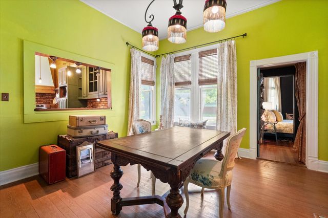 1302 W 5th Avenue, Corsicana, TX 75110