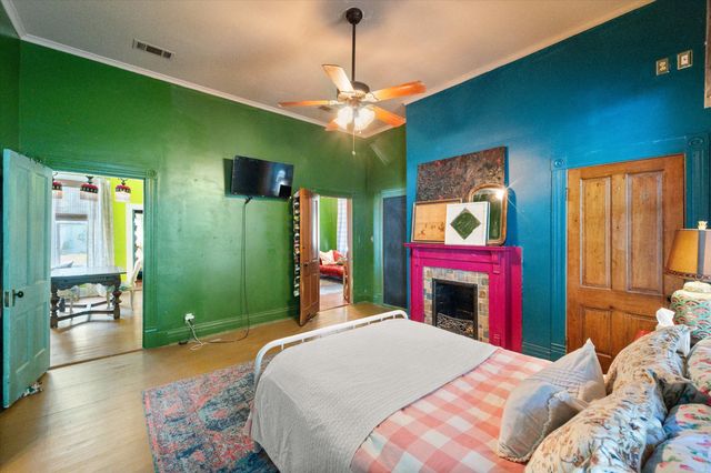 1302 W 5th Avenue, Corsicana, TX 75110