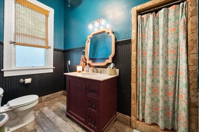 1302 W 5th Avenue, Corsicana, TX 75110
