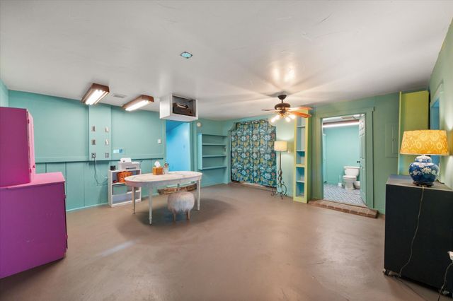 1302 W 5th Avenue, Corsicana, TX 75110