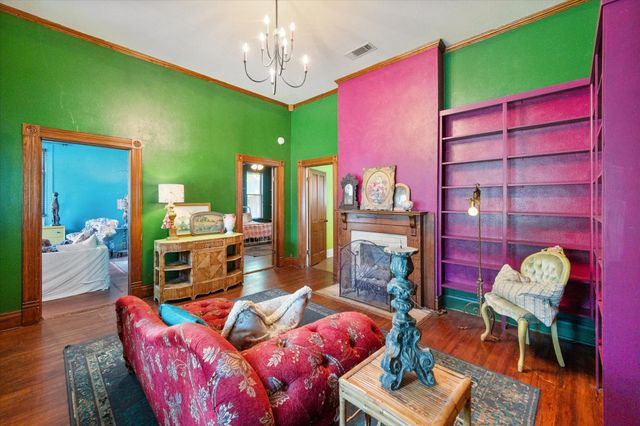 1302 W 5th Avenue, Corsicana, TX 75110