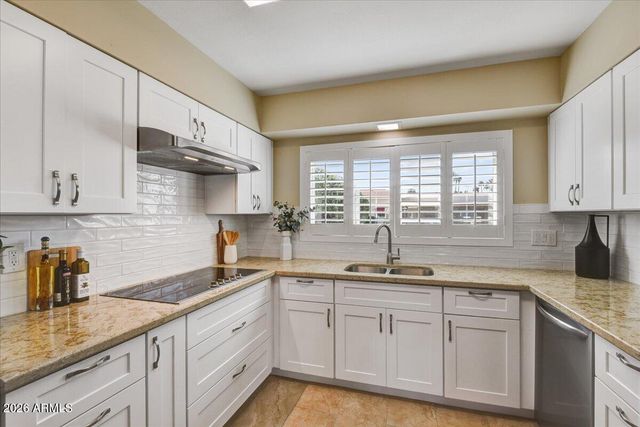 7706 E MEADOWBROOK Avenue, Scottsdale, AZ 85251