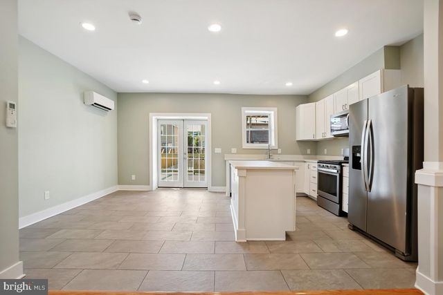 37 MICHIGAN AVE NE, Washington, DC 20002