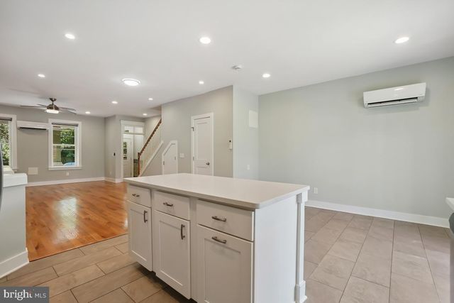 37 MICHIGAN AVE NE, Washington, DC 20002