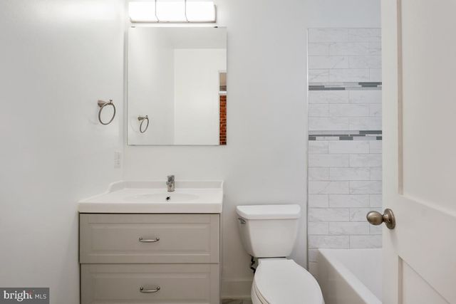 37 MICHIGAN AVE NE, Washington, DC 20002