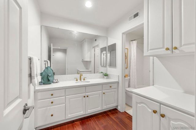 3335 Genoa Way 112, Oceanside, CA 92056