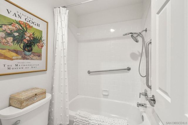 3335 Genoa Way 112, Oceanside, CA 92056