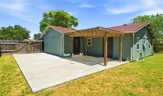 1234 Easthaven Dr, Portland, TX 78374