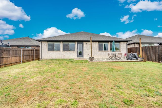 241 White Tail Lane, Alvarado, TX 76009
