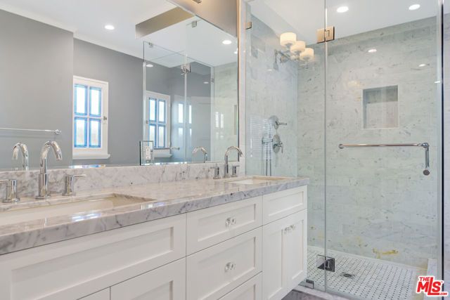 234 S Spalding Drive, Beverly Hills, CA 90212