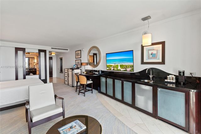4391 Collins Avenue 412, Miami Beach, FL 33140
