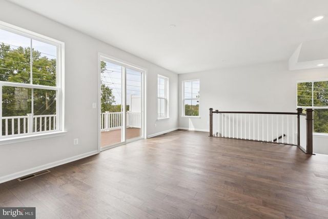 9640 KILLENNEY PL, Waldorf, MD 20601