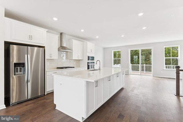 9640 KILLENNEY PL, Waldorf, MD 20601