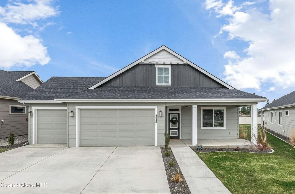 8038 N Girard CIR, Coeur d'Alene, ID 83815 photo 5