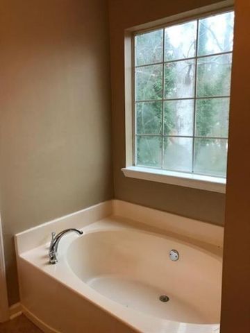 2989 Garland Drive, Marietta, GA 30008