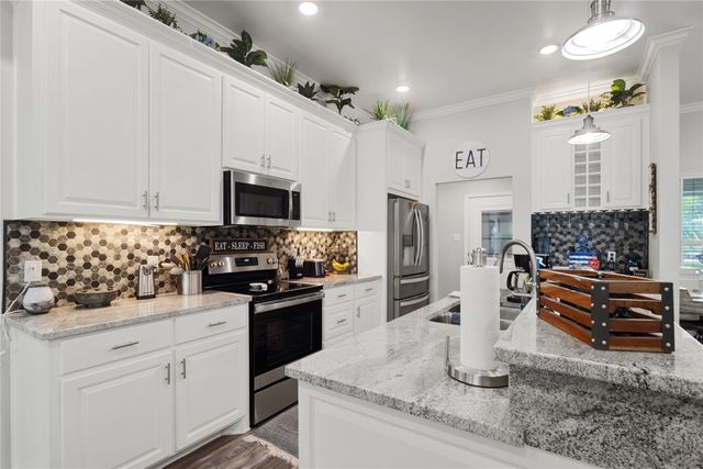 4511 Wildwood Circle, Granbury, TX 76049