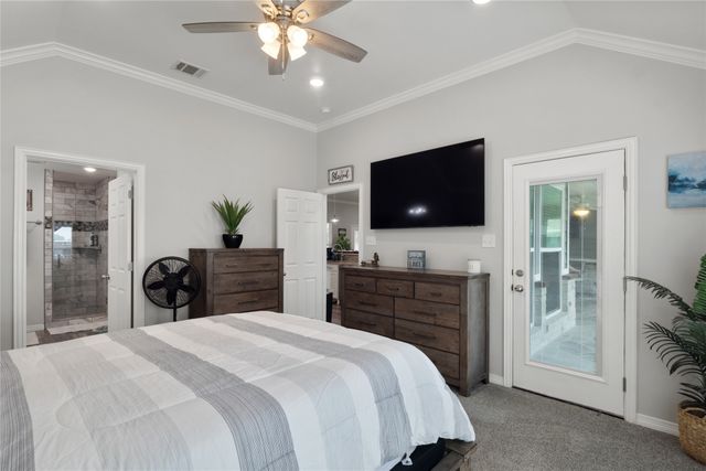 4511 Wildwood Circle, Granbury, TX 76049