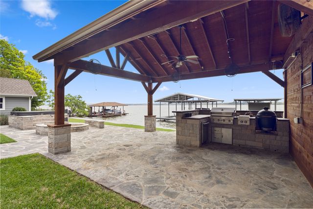 4511 Wildwood Circle, Granbury, TX 76049