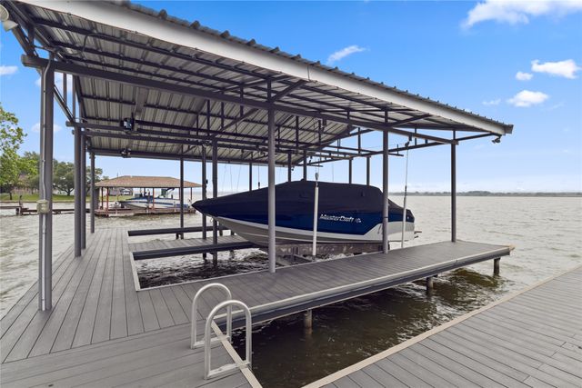 4511 Wildwood Circle, Granbury, TX 76049