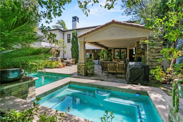 23 Boardwalk, Newport Beach, CA 92660