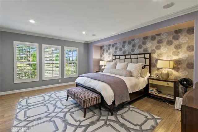 23 Boardwalk, Newport Beach, CA 92660