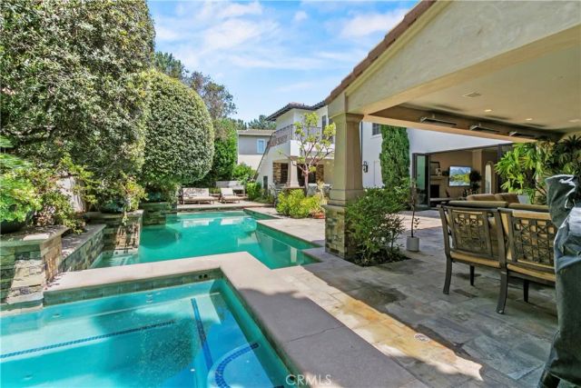 23 Boardwalk, Newport Beach, CA 92660