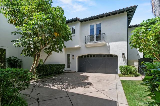 23 Boardwalk, Newport Beach, CA 92660