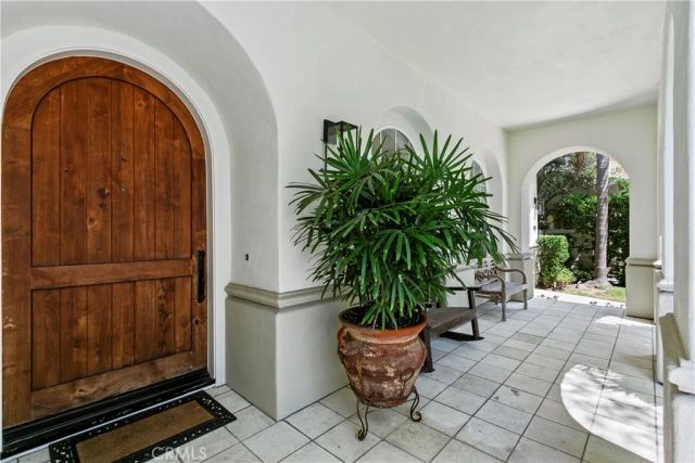 23 Boardwalk, Newport Beach, CA 92660