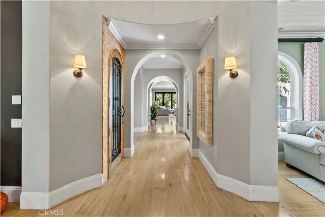 23 Boardwalk, Newport Beach, CA 92660