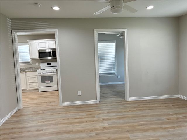 510 Magnolia Street, Arlington, TX 76012